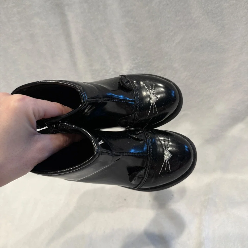 OshKosh Bgosh Kids Black Kitten Face Ankle Boots Size 9‎